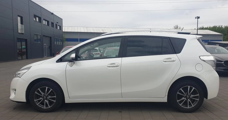 Toyota Verso cena 43900 przebieg: 212372, rok produkcji 2013 z Sulechów małe 352